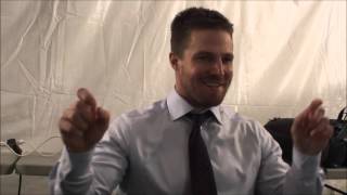 Stephen Amell on the  2015 Flarrow Crossover