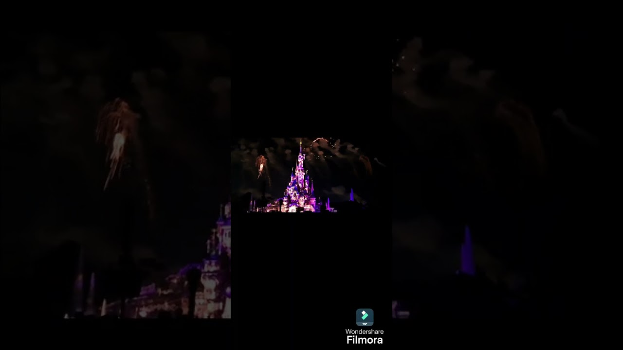 Show de fogos do castelo encantado da Disneyland Paris em out/2025