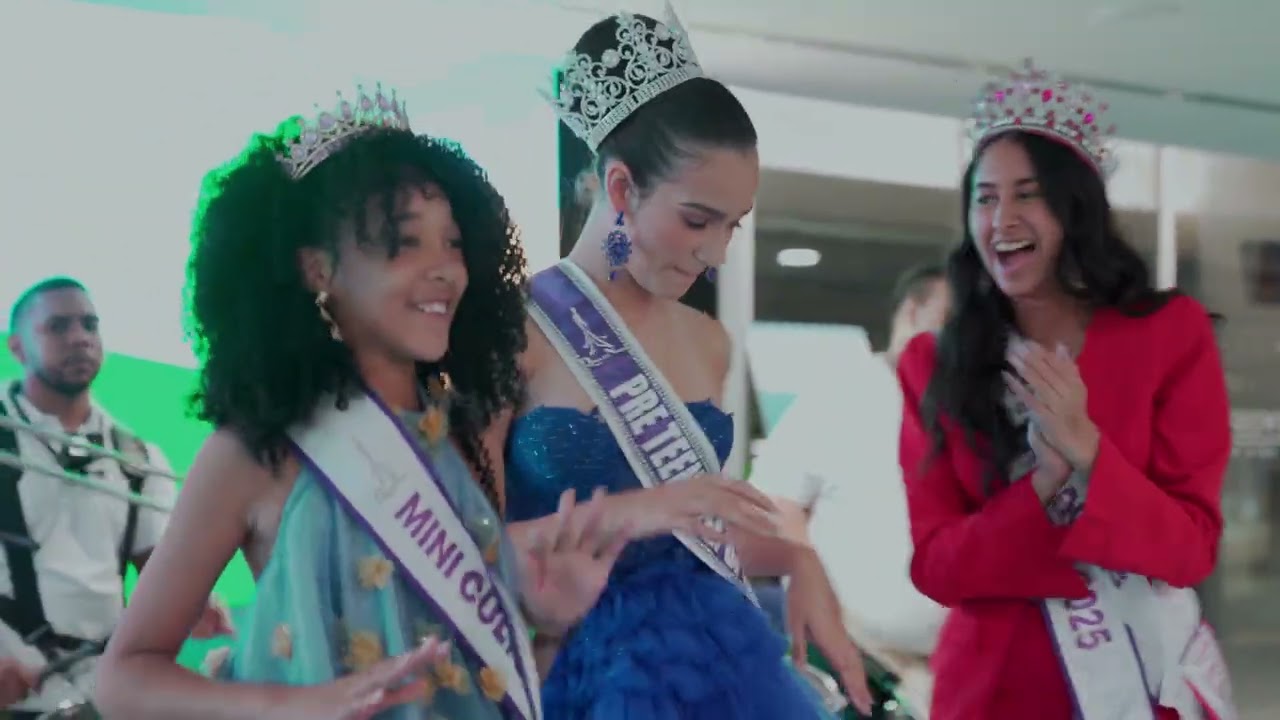 Recibimiento de Reinas 2025 👑💖