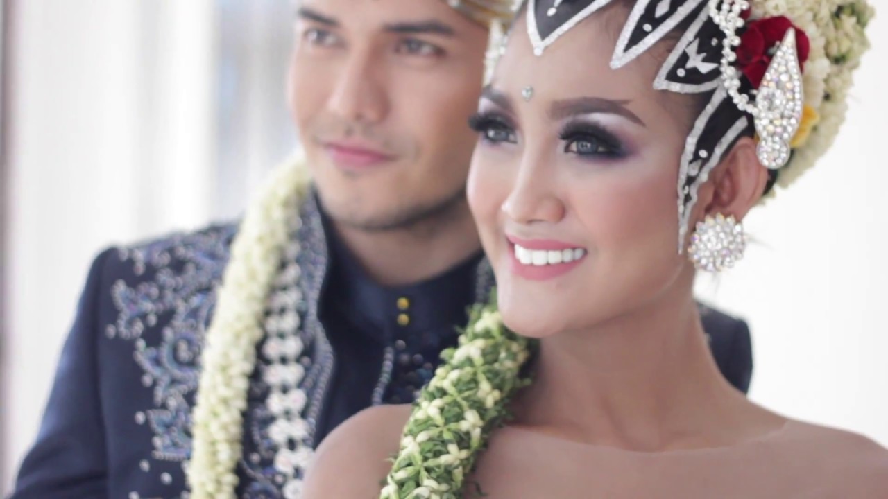 Moriska Momo Make Up Jawa Modern Ratu Wedding By Thanti YouTube