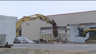 Big Shots Golf Set to Open in North Springfield