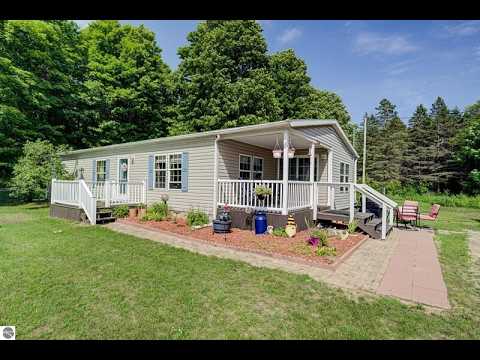 223 Pinecrest Lane, Beulah, MI home video tour