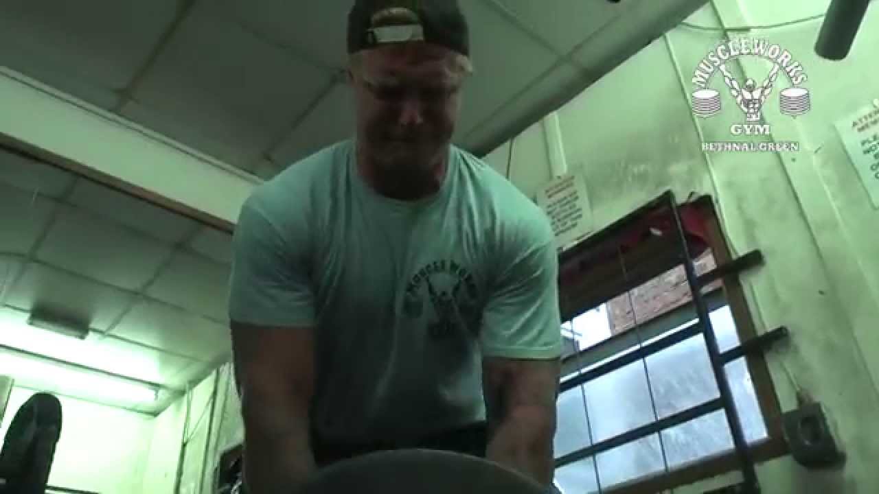 Every night is work out night at Muscleworks Gym Bethnal Green London. YouTube