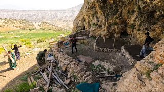 Making a beautiful room with reeds in the cave