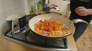 Veganuary Day 29 - Green lentil bolognese by Rowan Wanstall 25 views 4 years ago 6 minutes, 9 seconds