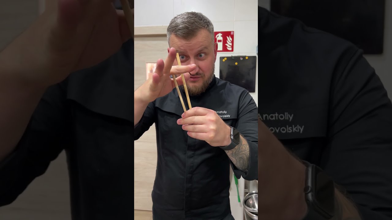 Lifehack With Chopsticks 