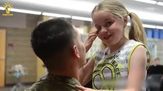 Soldiers Coming Home and Surprise Their Loved Onse