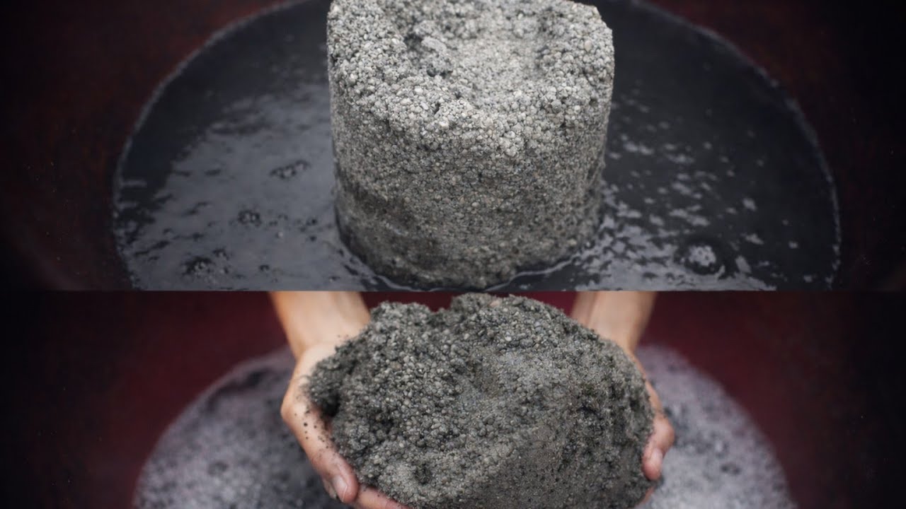 Grainy buckets crumbling in water and dry crumbling 🤗