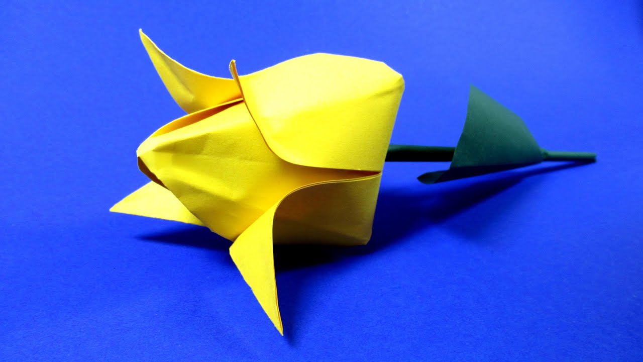 Как сделать тюльпан из бумаги  Простой тюльпан из бумаги пошагово