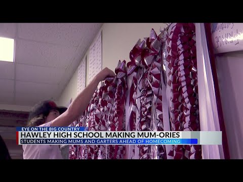 Hawley High School class making mums to sell at homecoming