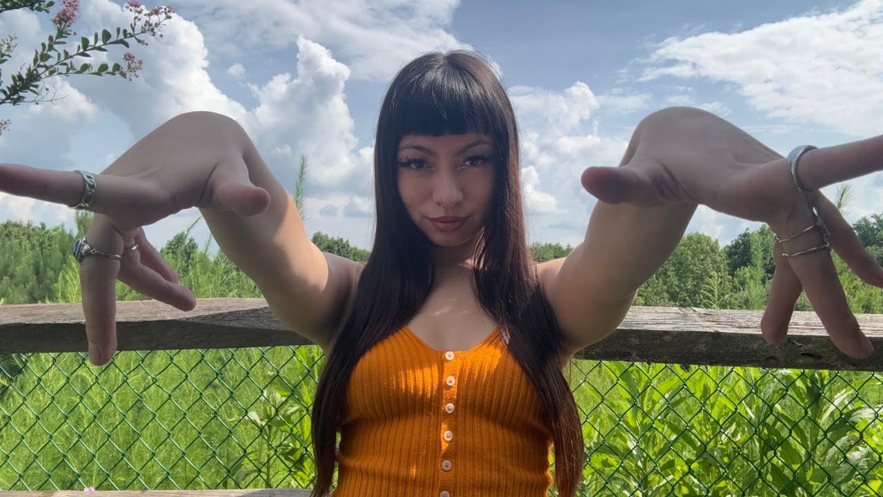 Visual ASMR | Plucking & Scratching 