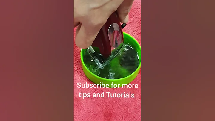 How To Clean Your Barber Clippers.  #shorts #Clippers #Cleaning