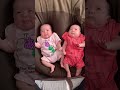 【双子】相方のうんこ中の声にビビる赤ちゃん