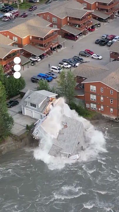 House collapses into Mendenhall River in Alaska due to flooding