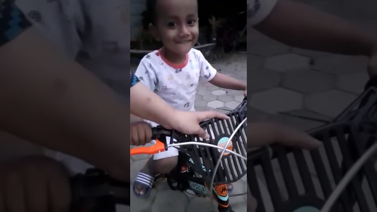 Kring kring ada sepeda #laguanak #kringkringadasepeda