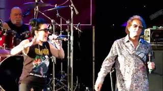Starship  Mickey Thomas Nothings Gonna Stop Us Now epcot March 9 2018