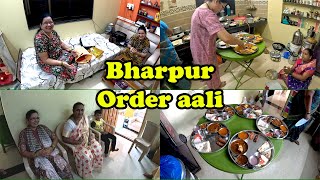 आमरस पुरी थाळी व्हेज चिकण खेकडे सर्व थाळी आज ऑर्डर घेतली | All Thalis Order Aamras Puri Veg Chicken