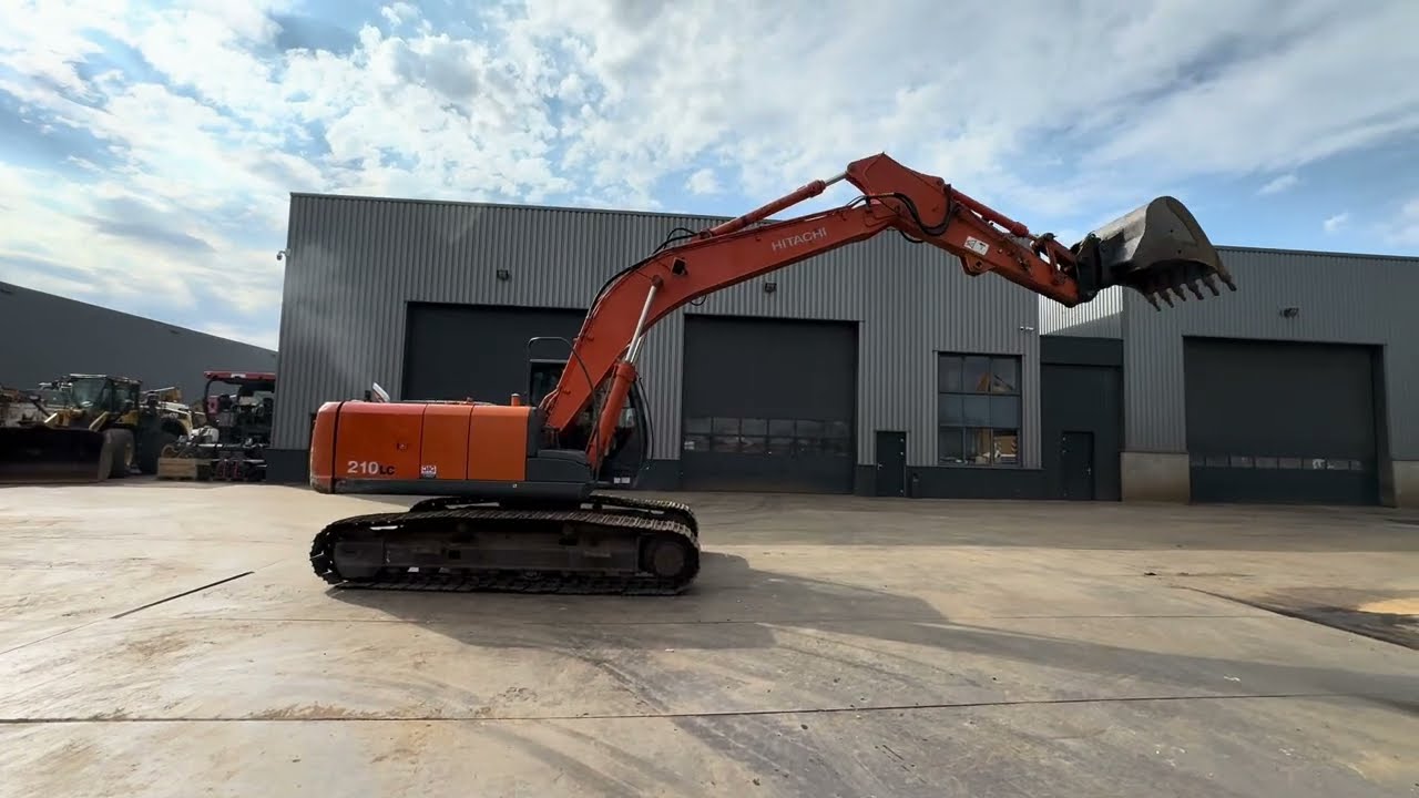 Demo 2010 Hitachi ZX210LC-3 - YouTube