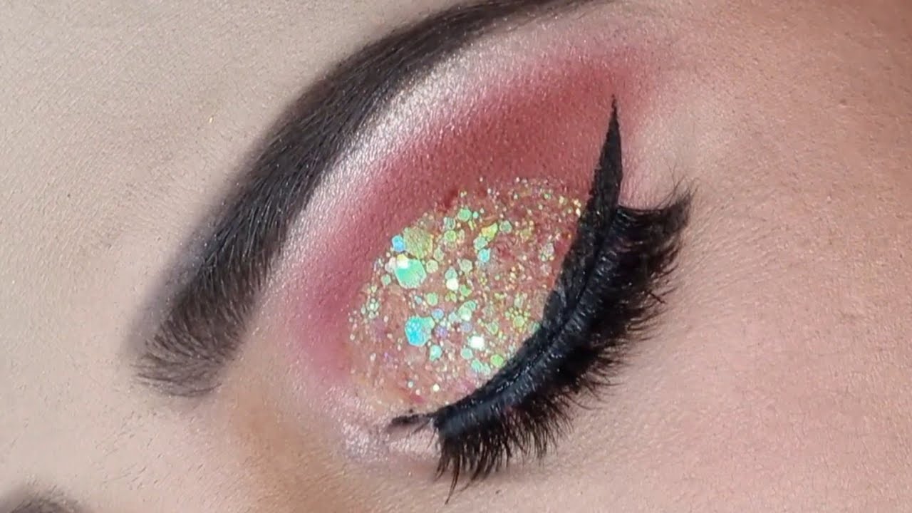 3Minutes Pink Glittery Eye Makeup Tutorial Pink Cut Crease Eye