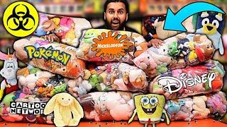 HUNTING FOR HIDDEN GEMS IN 1 TON OF THRIFT PLUSHIES!! *ONE WAS FULL OF BUGS.. *