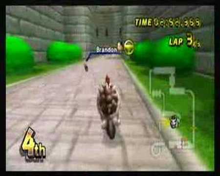mario kart wii - The worst Bob-omb throw ever!!!