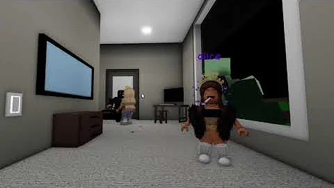 NEW YEAR'S EVE GONE WRONG!! **BROOKHAVEN ROLEPLAY*...