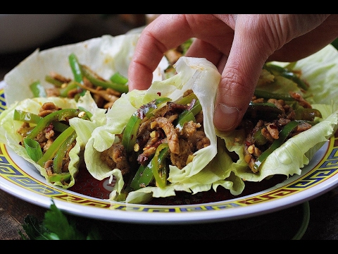 Paleo Chinese Spicy Pepper Pork Lettuce Wraps | Whole30 | Keto | IHeartUmami