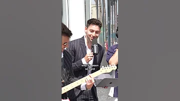 This Couple Wasn T Expecting A Song Like This 