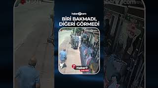 Biri aynaya bakmadı, diğeri sinyali görmedi!