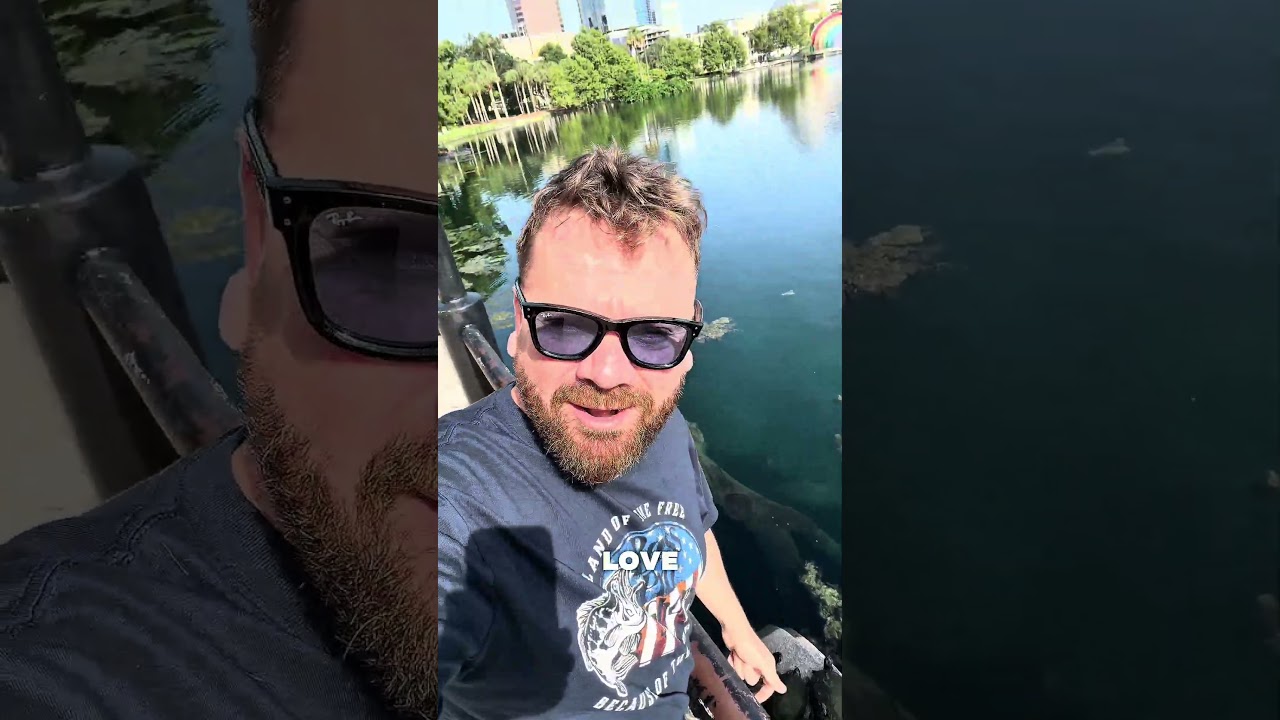 Florida plays music for turtles in public parks? 🤩