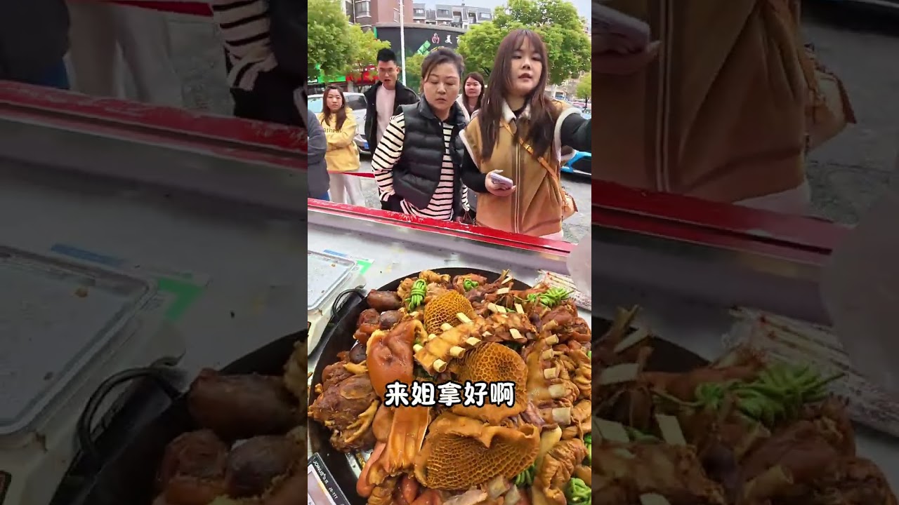 Immerse yourself in the experience of my joy of selling big pot braised dishes in