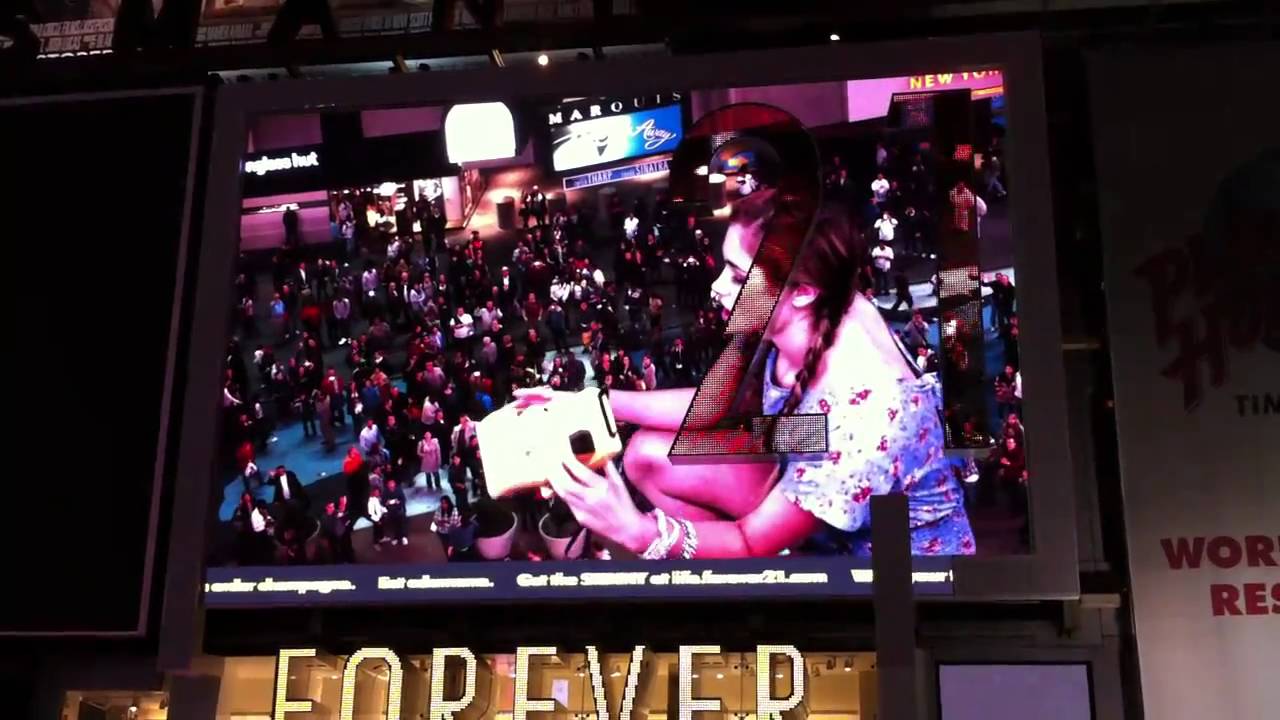 Forever21 Times Square Billboard on Vimeo