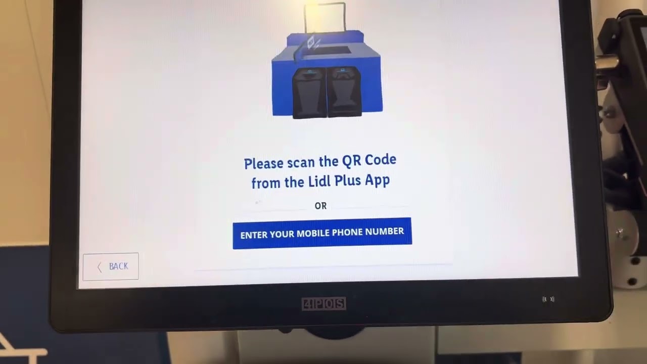 4IPIOIS Self Checkout in Lidl Southend Retail Park