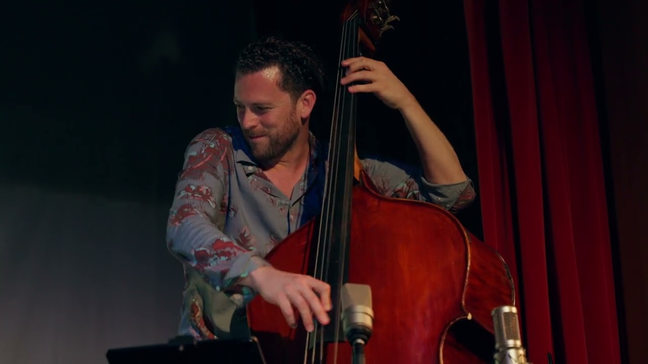 Pirmin Huber Swiss Folk - Burgbächler (www.artlaendler.ch)