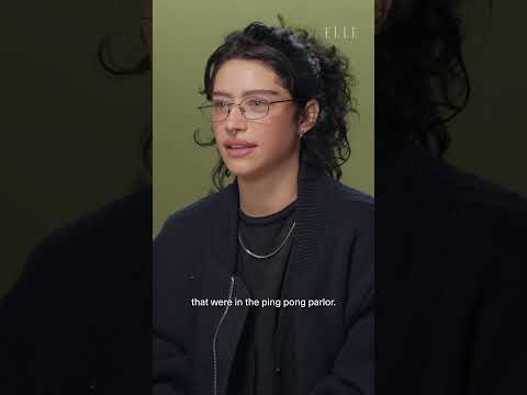 #OdessaAzion reveals what she stole from the #MartySupreme set.