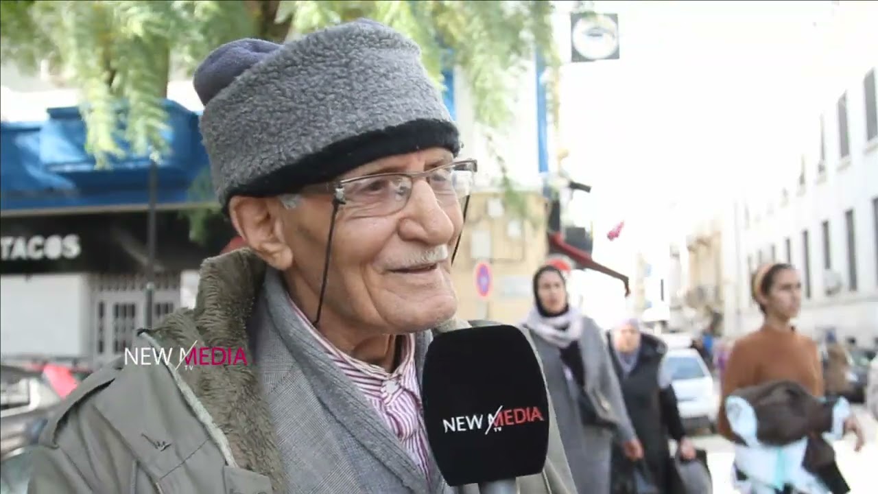 قصته فيها كثير من التضحيات والتحدي ..أمي ووالدي رحلو وأنا  عمري  8 سنوات .. صنعت من الضعف قوة ❤️​🇹🇳​