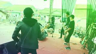 Download Lagu Pagarkawat - Hijau seharusnya sejuk (Puppen cover) MP3