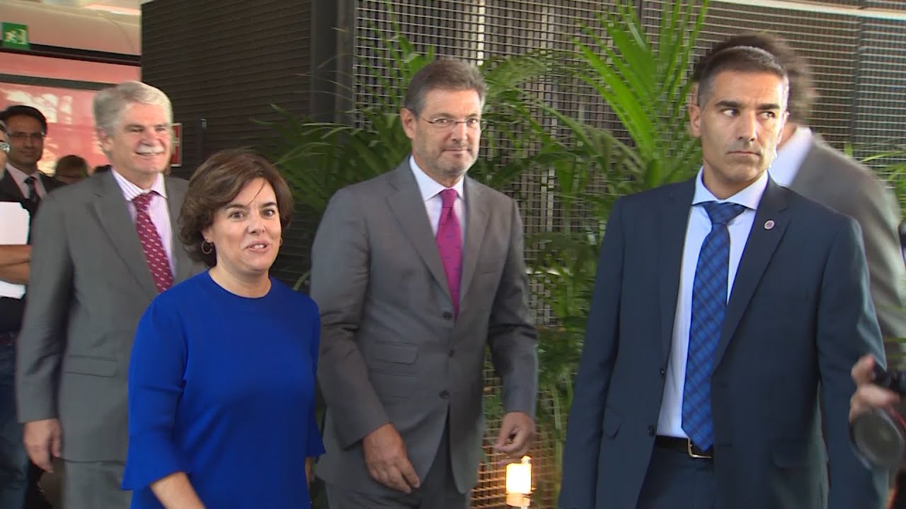 Los partidos valoran la petición de reprobación de Santamaría