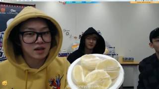 161216 Baekhyun eating lemon @  SM Super Celeb League