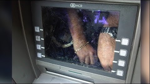 Man TRAPPED in ATM Slipped Notes to Customers For Help | What
