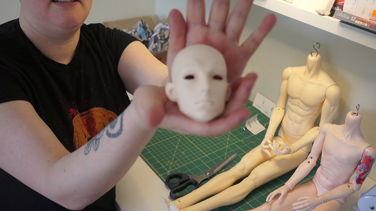 Fifth Motif Venitu heads boxopening!! Warning doll nudity!