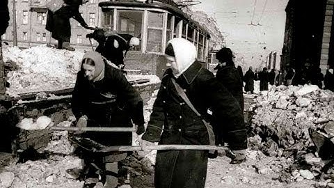 Thumbnail of Вечная память /Eternal Memory:  The Siege of Leningrad remembered