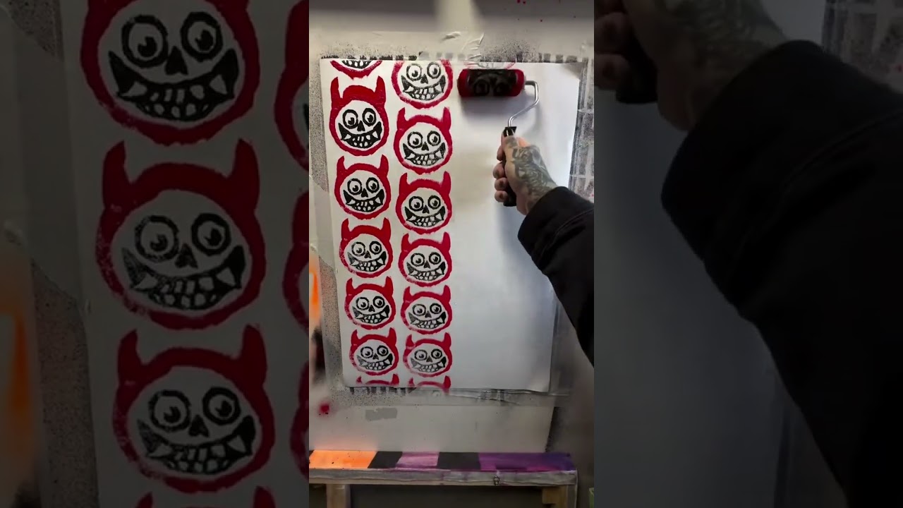 How to make a custom graffiti roller?