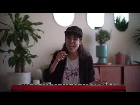 ALBA MESSA - Mujeres Ya! [Acústicos de andar por casa]