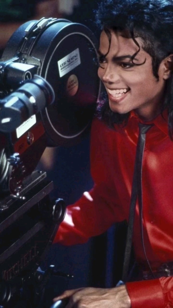 Michael Jackson - Liberian Girl #michaeljackson - YouTube