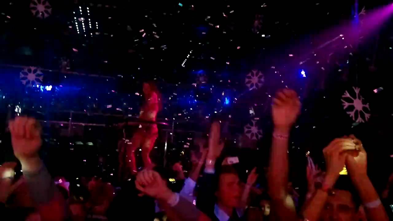Discoteque New Year Eve (Deux feat. Sheila Cuffy)