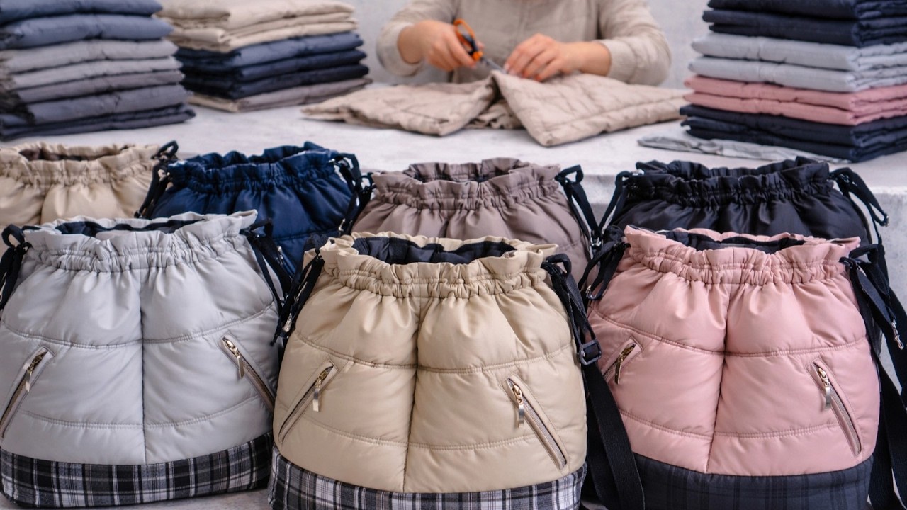 Подруги выстроились ко мне в очередь со старыми куртками. Разрезаю их и возвращаю шикарные сумки