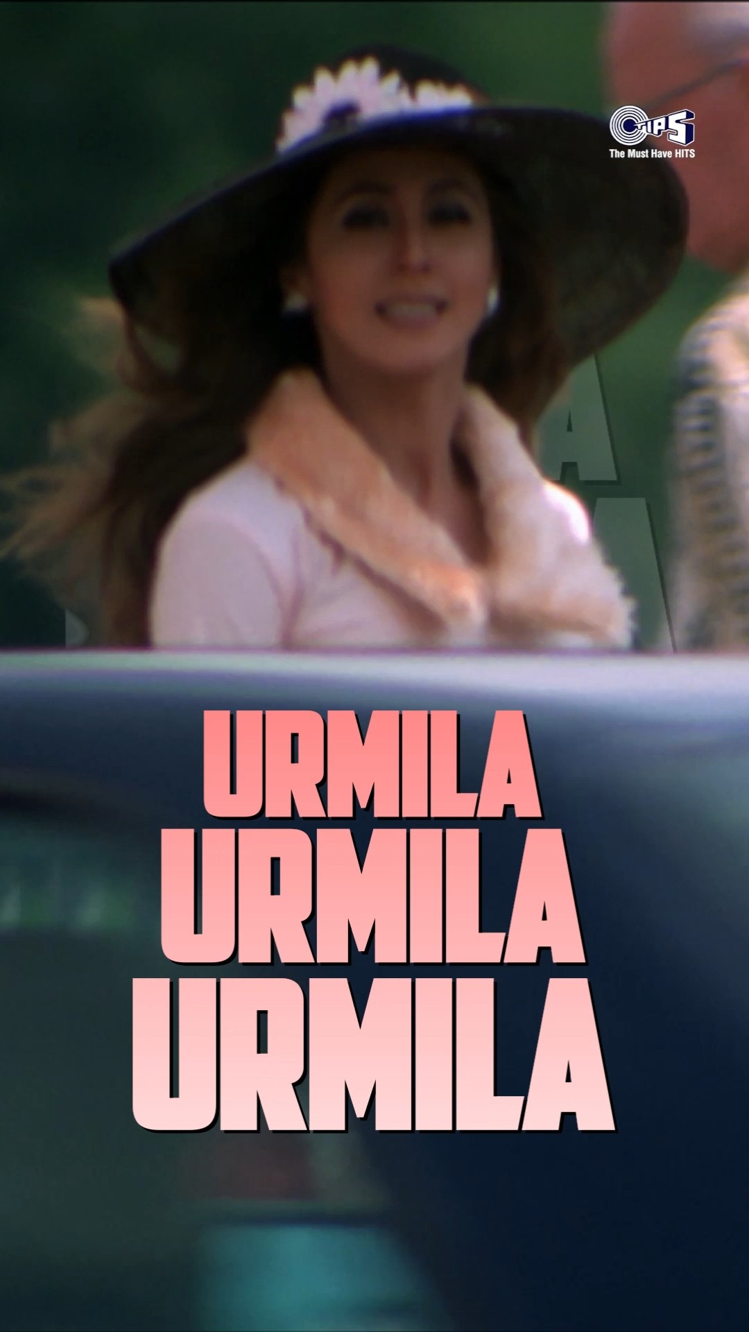 Beauty peaked with Urmila Matondkar’s charm! Happy Birthday to her! ??.