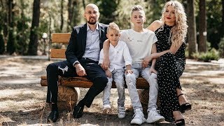 УРРААА...Мы СЧАСТЛИВЫ. Наша МАМА танцует... УРРААА...Мы СЧАСТЛИВЫ. Наша МАМА танцует...