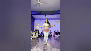 BELLY DANCE WORKSHOP | DIL CHEEZ TUJHE DEDI | #shorts #workshop #bellydance #youtubeshorts #fyp